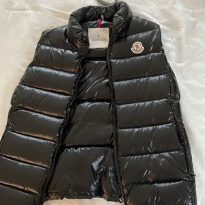 Moncler vest 🔥🔥